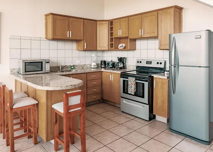 Playa Del Coco 3Br: Ocean Views & Pools! Apartamento